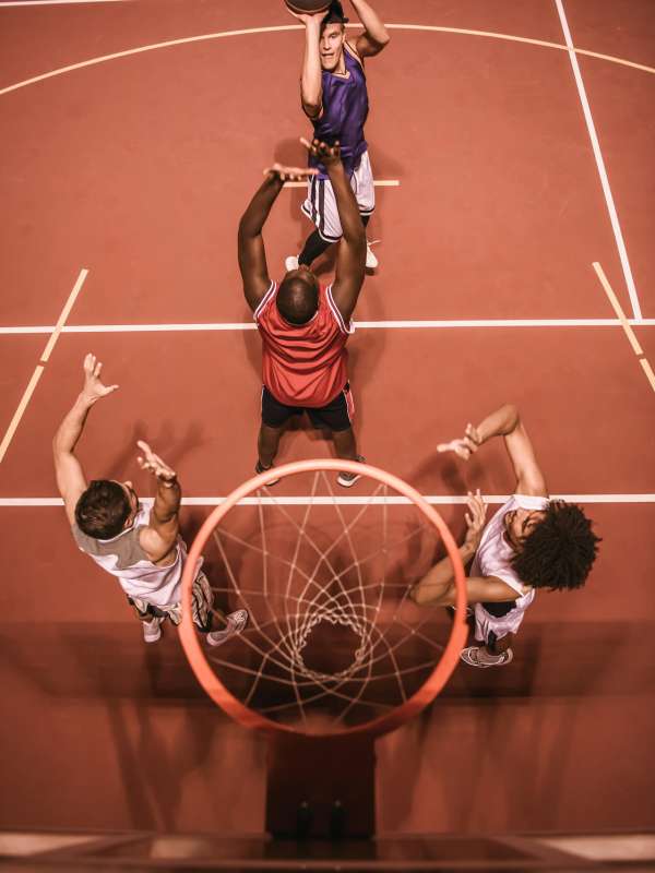 guys-playing-basketball-2024-10-18-17-41-01-utc.jpg